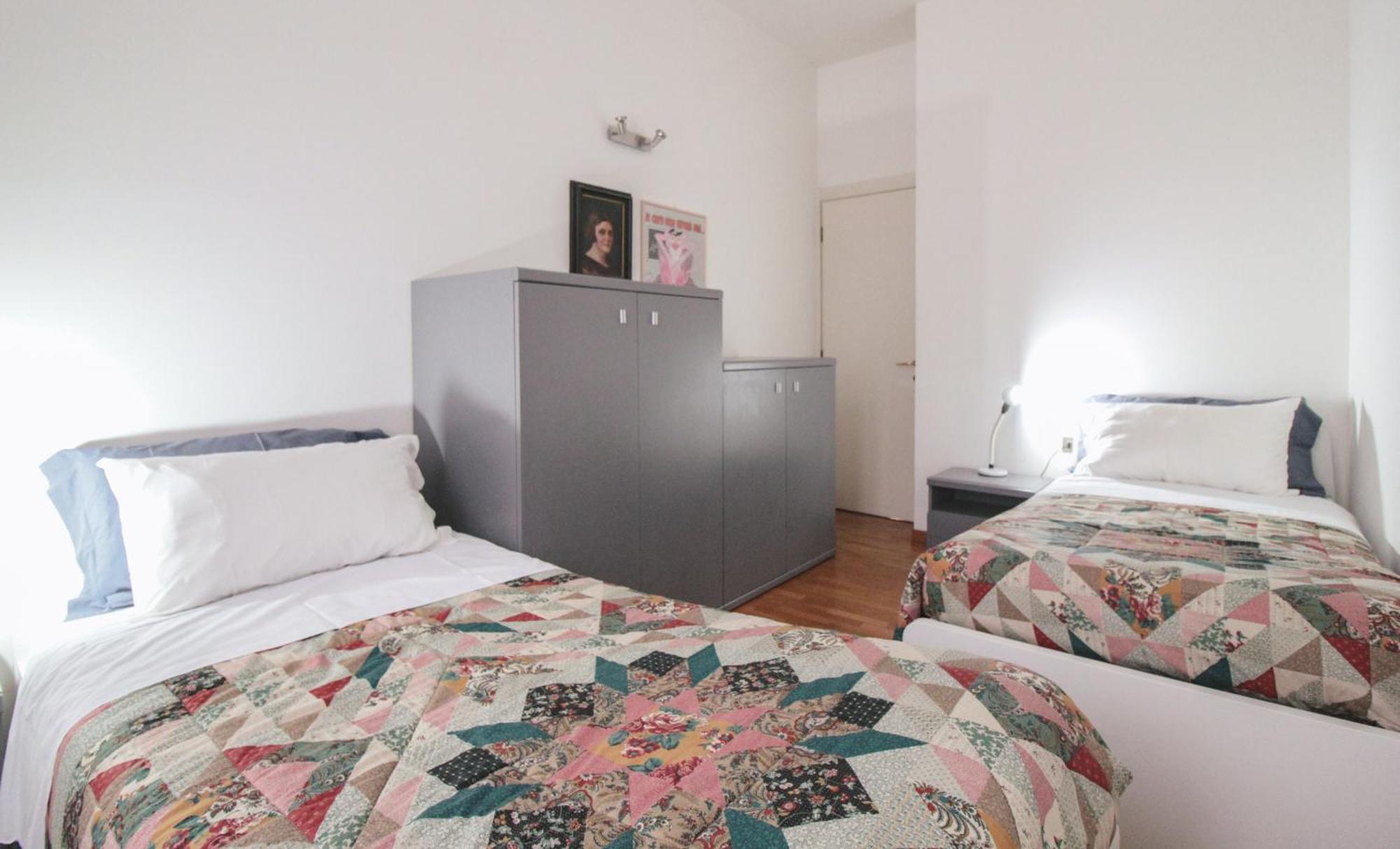 Lario Elegante Apartment Menaggio Bagian luar foto